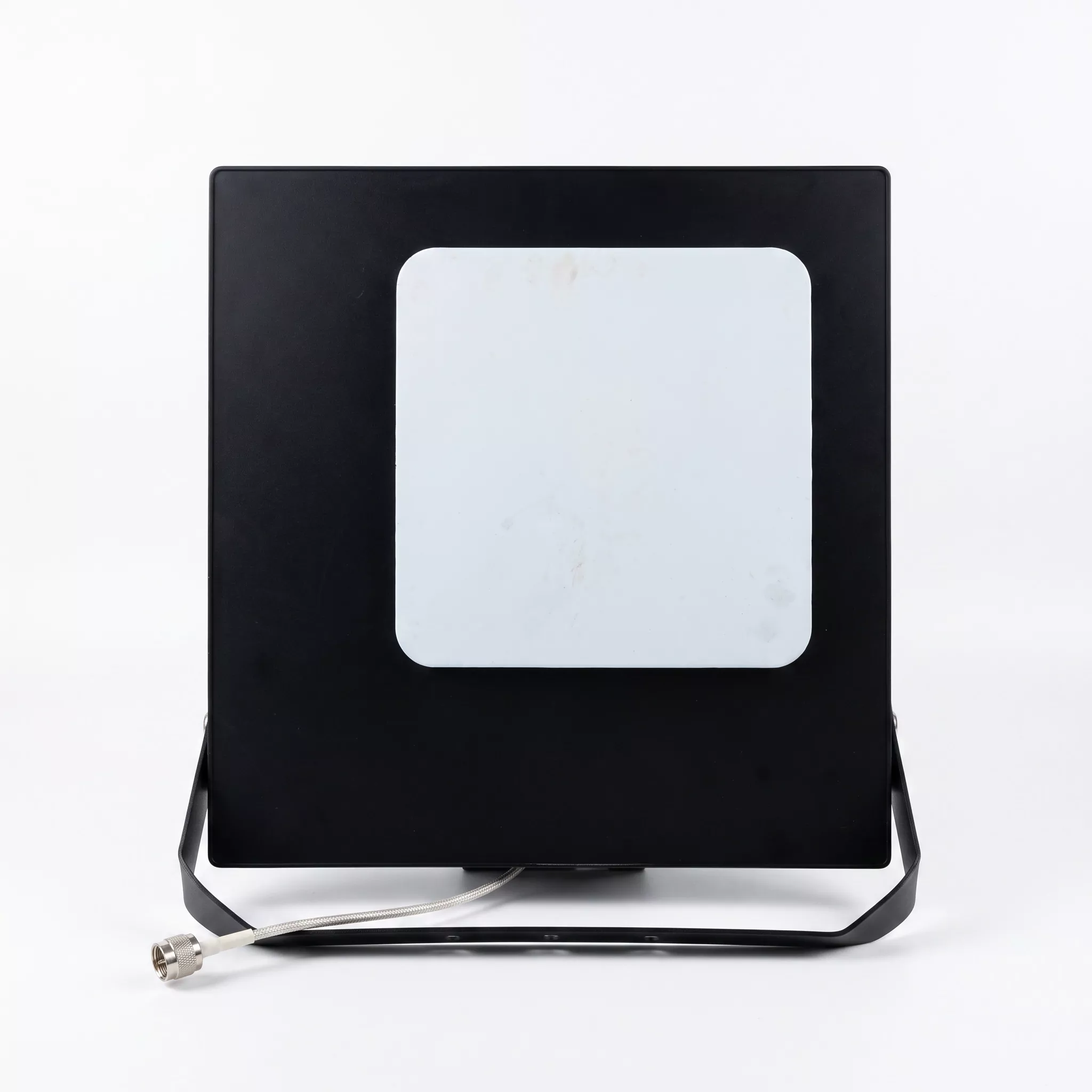 Vestibulum arcu Antenna